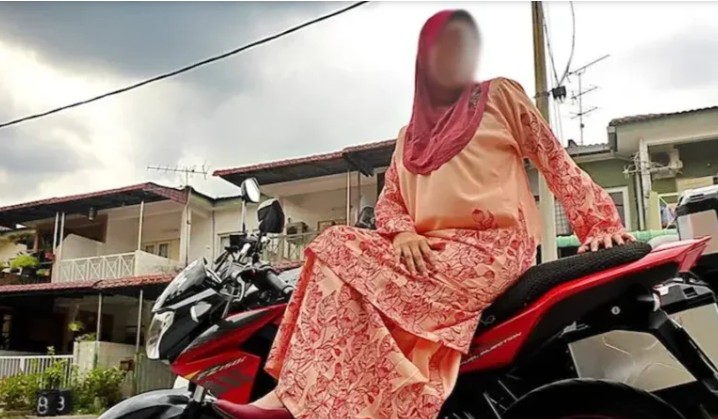 إيران تسمح رسميا للنساء بقيادة الدراجات النارية